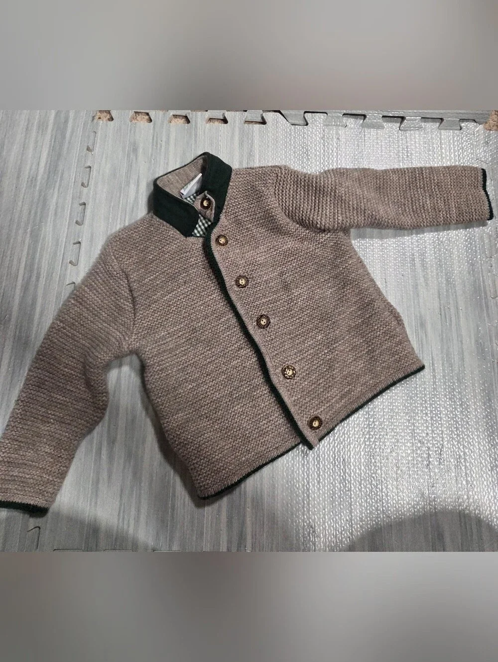 Isar Trachten - Boys German Knit Grey/oatmeal & green Sweater Size 104 4t